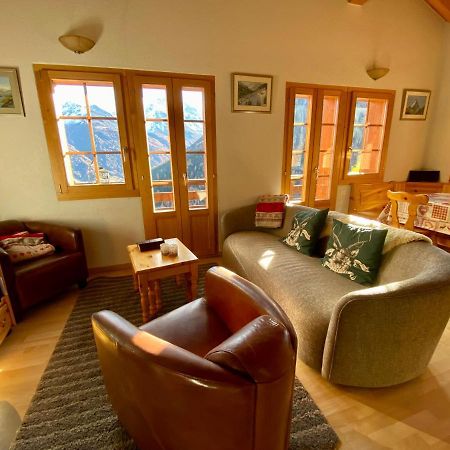 Chalet Amos Villa กรีเมนทซ์ ภายนอก รูปภาพ