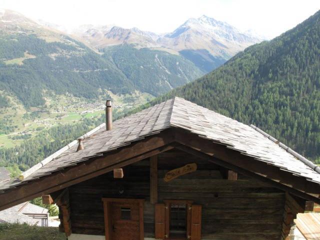 Chalet Amos Villa กรีเมนทซ์ ภายนอก รูปภาพ